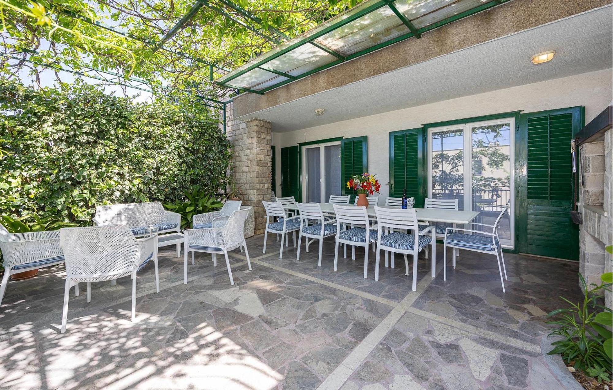 Beautiful Home In Makarska With Kitchen Εξωτερικό φωτογραφία